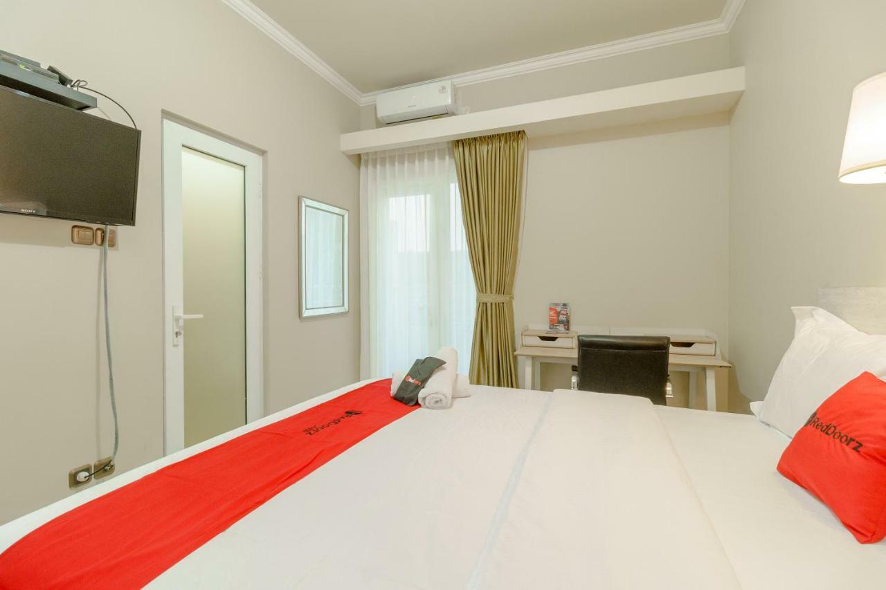Reddoorz Near Taman Makam Pahlawan Cikutra Hotel Bandung Exterior foto