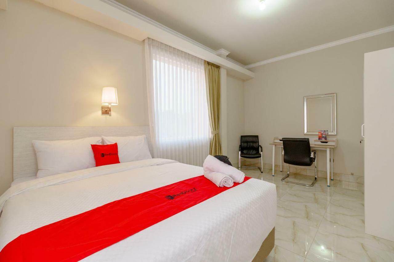 Reddoorz Near Taman Makam Pahlawan Cikutra Hotel Bandung Exterior foto