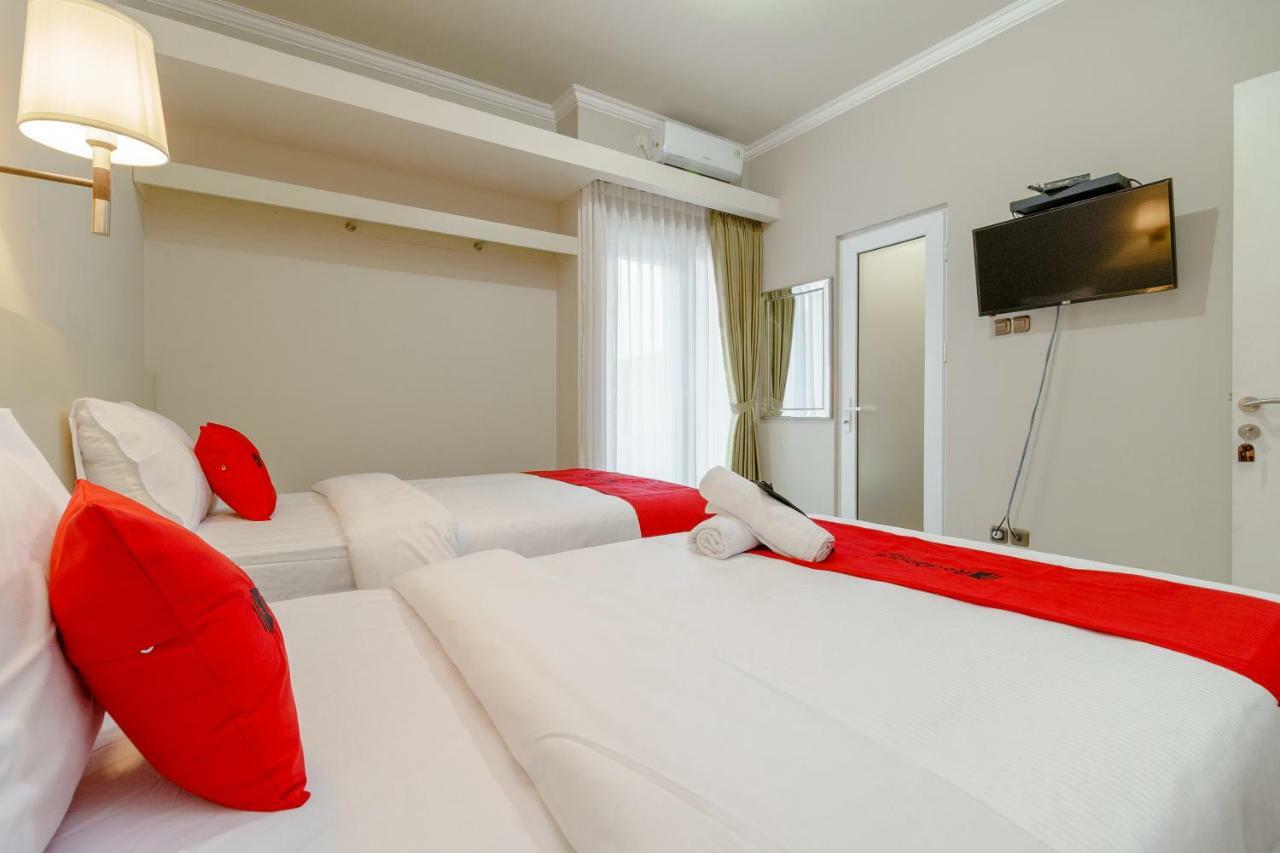 Reddoorz Near Taman Makam Pahlawan Cikutra Hotel Bandung Exterior foto